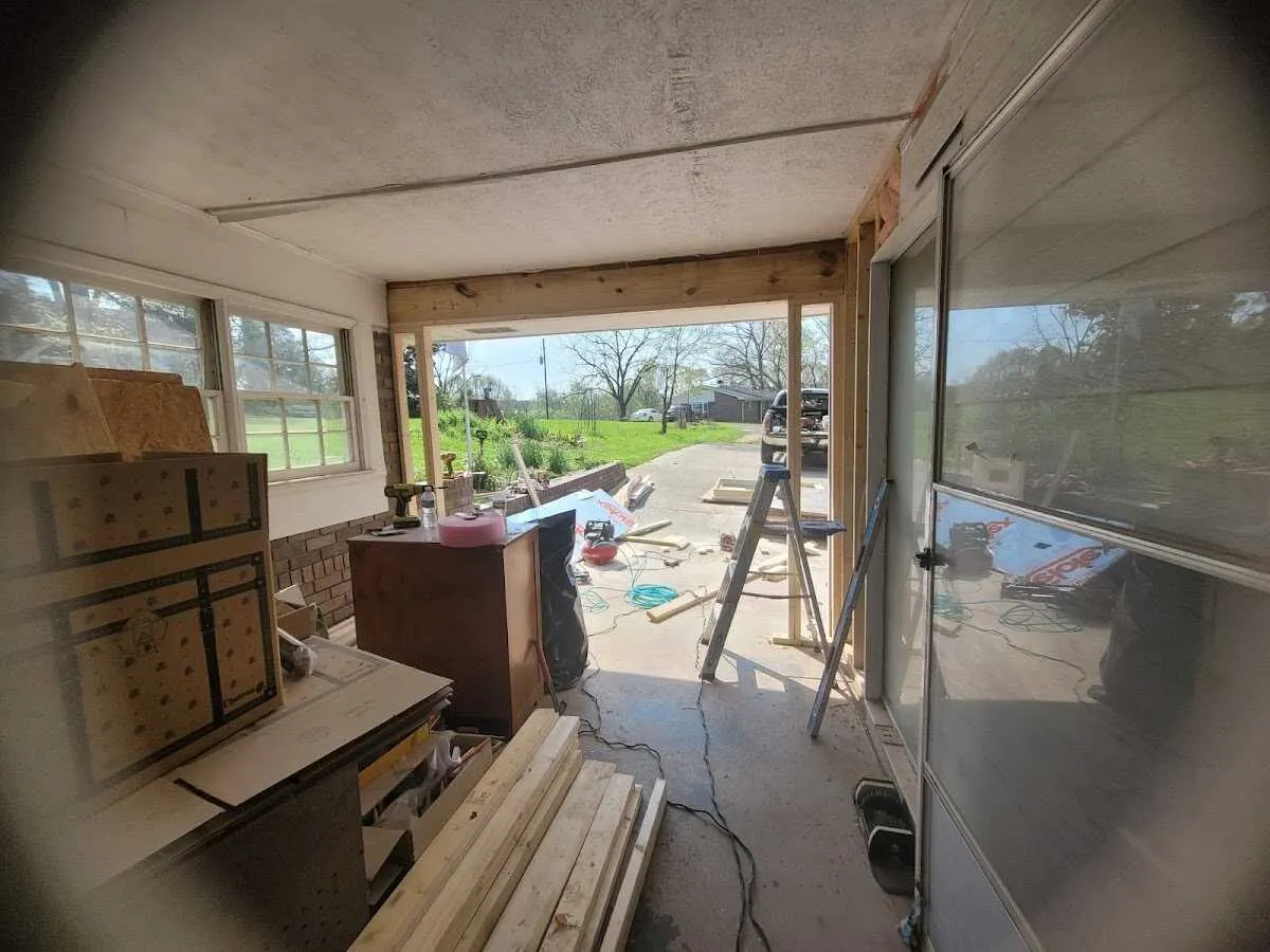 Air movers and dehumidifier for Drying & Dehumidification in Redwood Falls